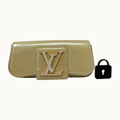 Clutch Louis Vuitton Vernis, Correcto
