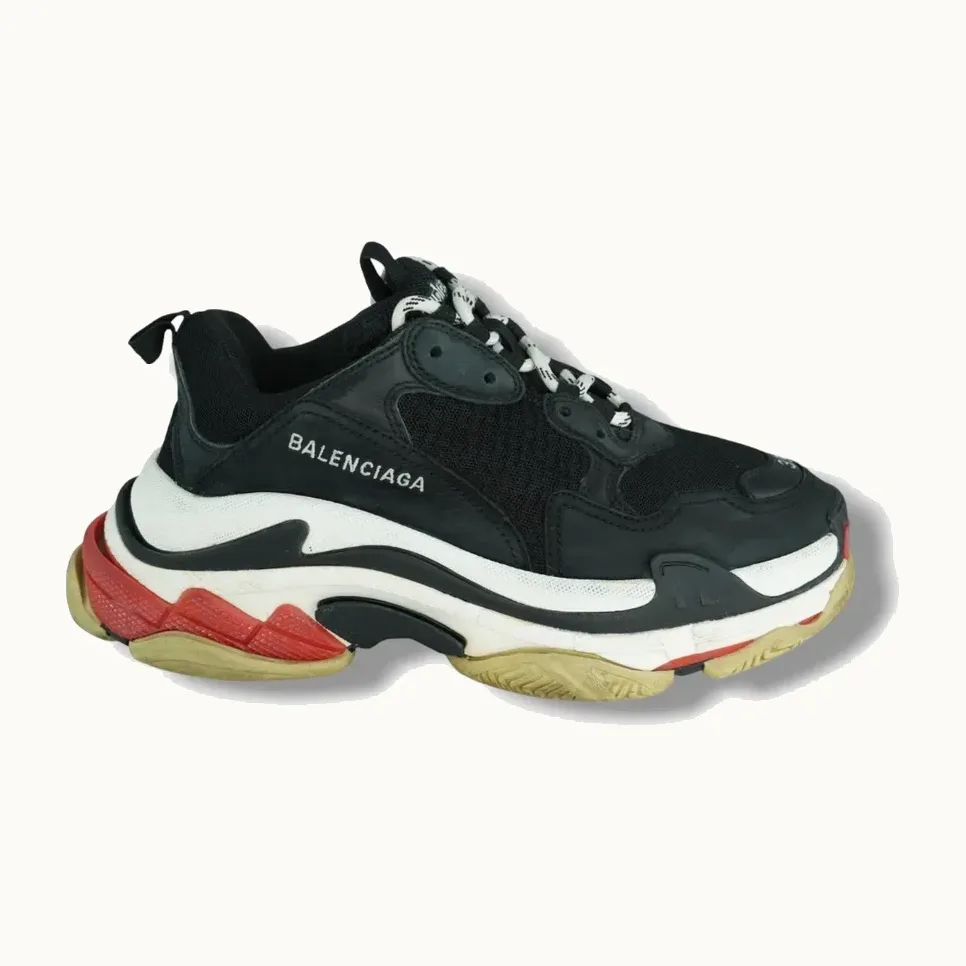 Tenis Balenciaga Triple, Correcto