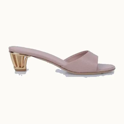 Zapatos Salvatore Ferragamo Arya 40 Nudes, Talla 39