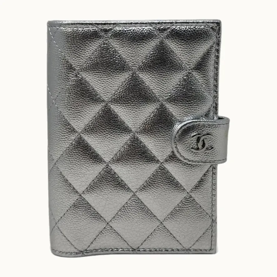Porta Pasaporte Chanel