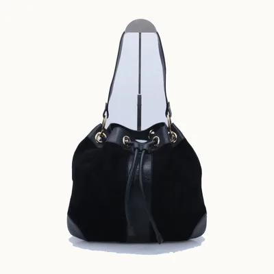 Bolsa Hobo Gucci Drawstring Negra