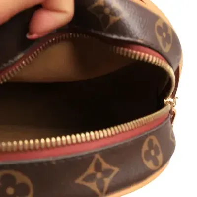 Bolsa Louis Vuitton Boite Chapeau Souple PM