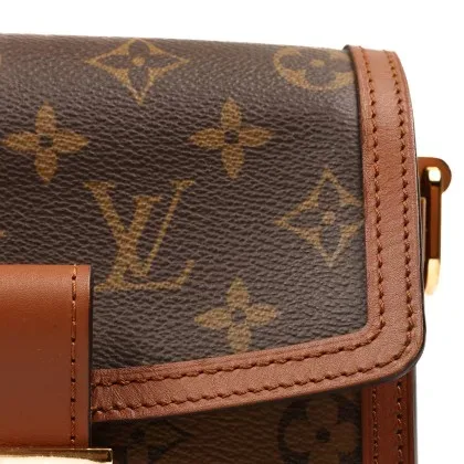 Bolsa Louis Vuitton Dauphine Monogram Reverse
