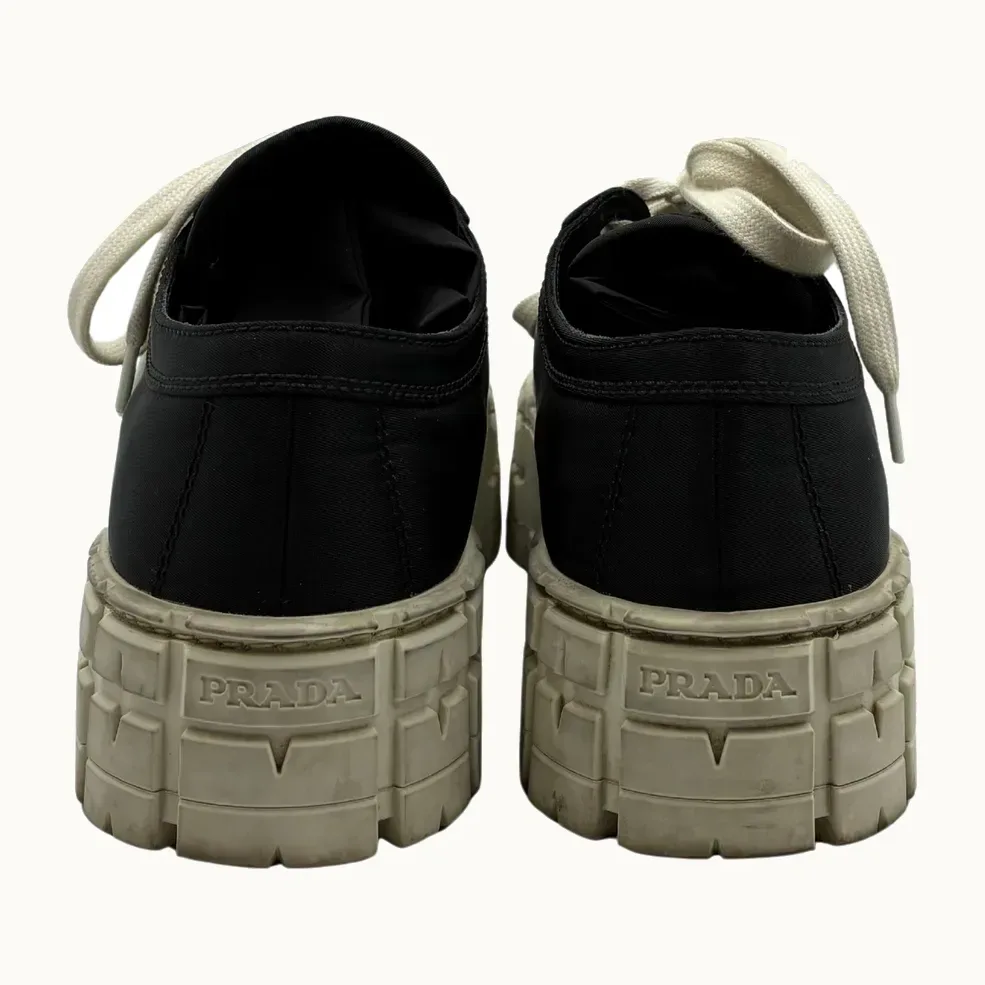 Tenis Prada, Talla 37, Excelente