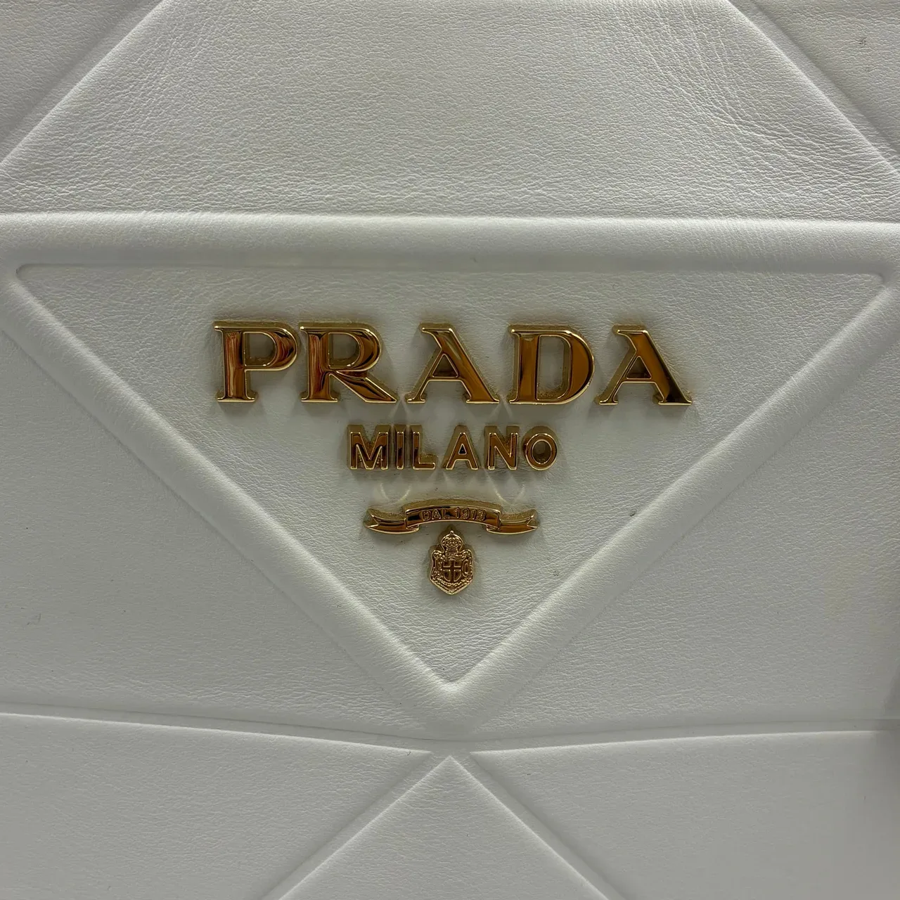 Bolsa Prada, Excelente, KV-5203