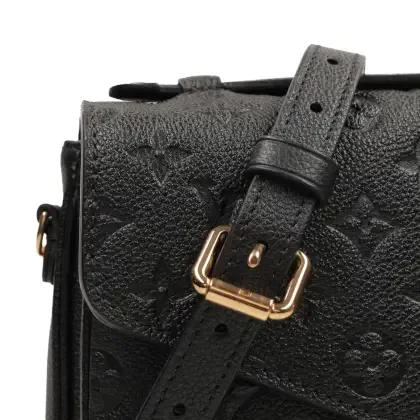 Bolsa Louis Vuitton Pochette Métis Empreinte