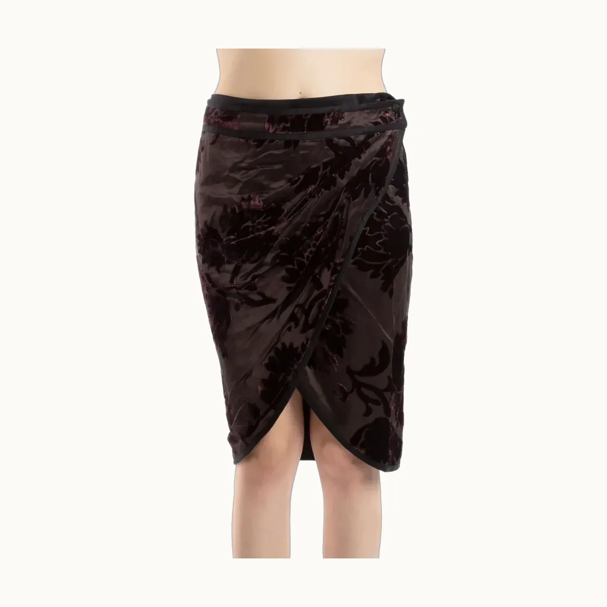 Gucci, Talla 40