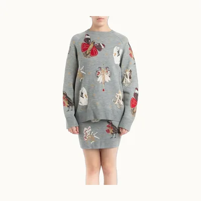 Alexander McQueen, Talla XS