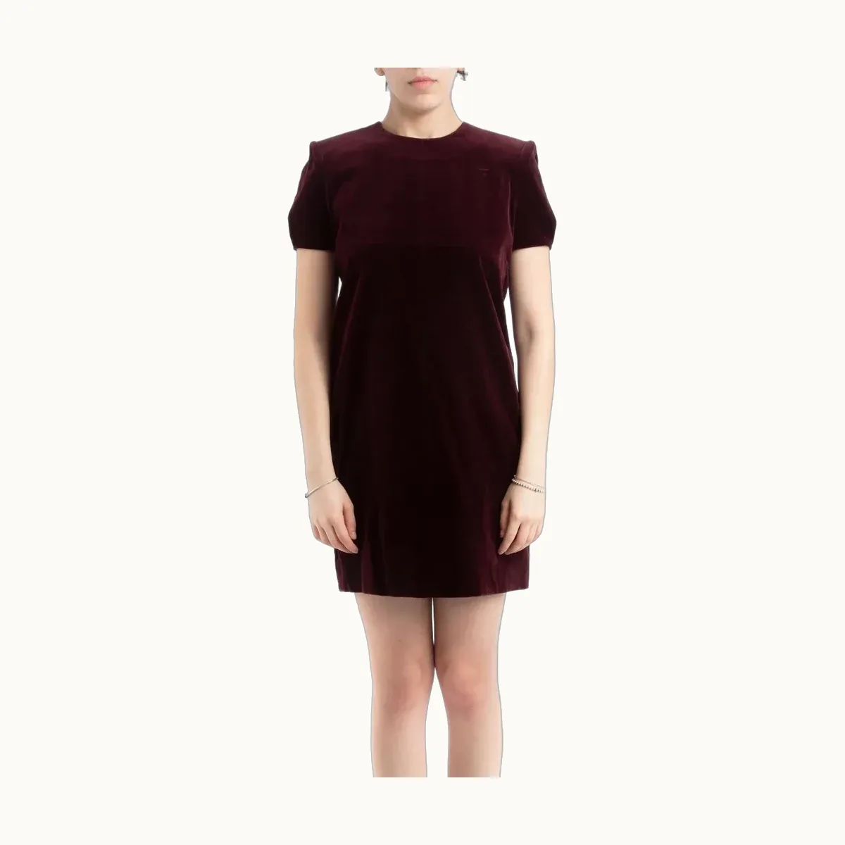 Saint Laurent, Talla 40