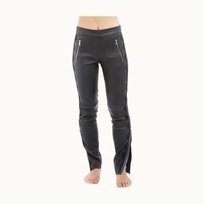 Alexander McQueen, Talla 40