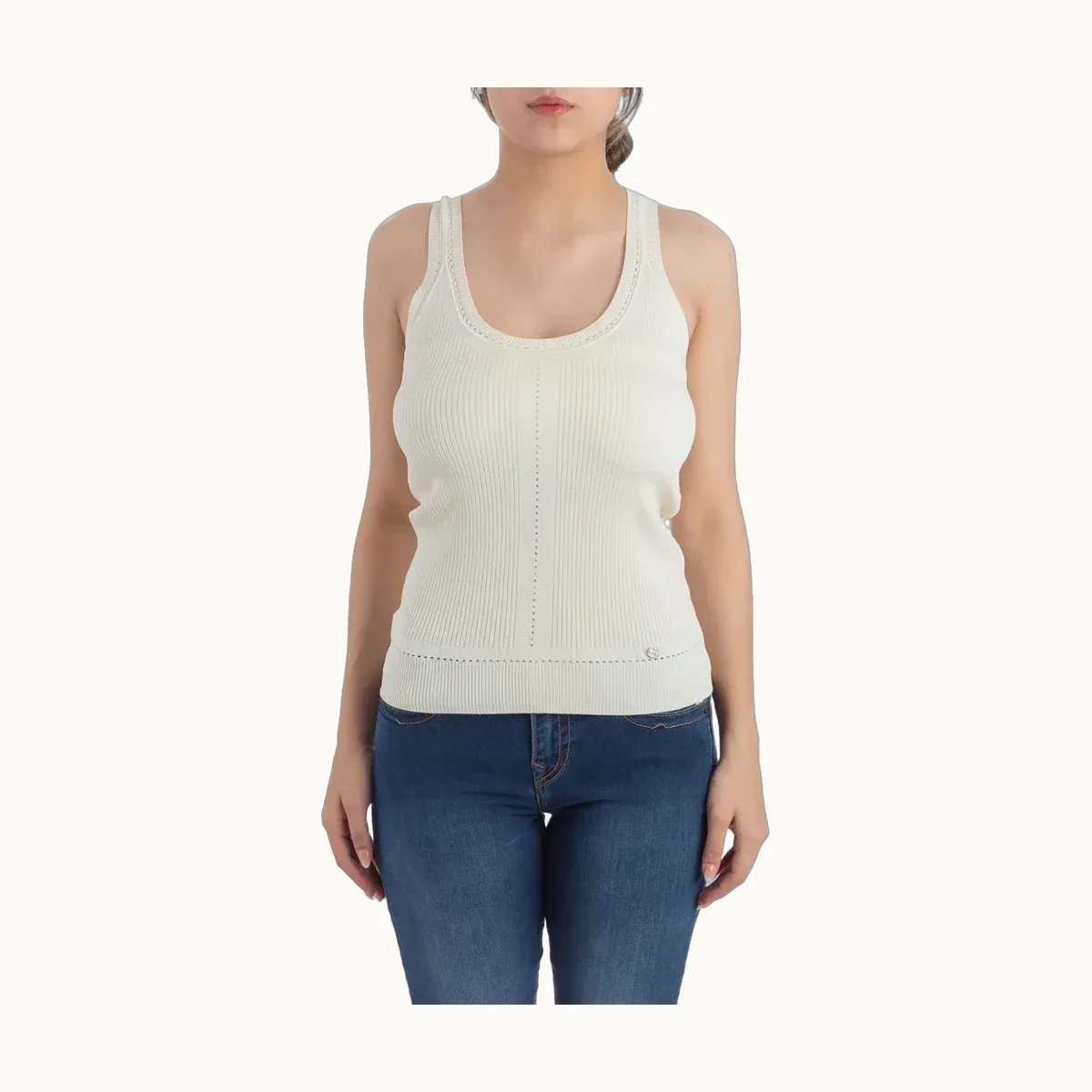 Gucci, Talla M