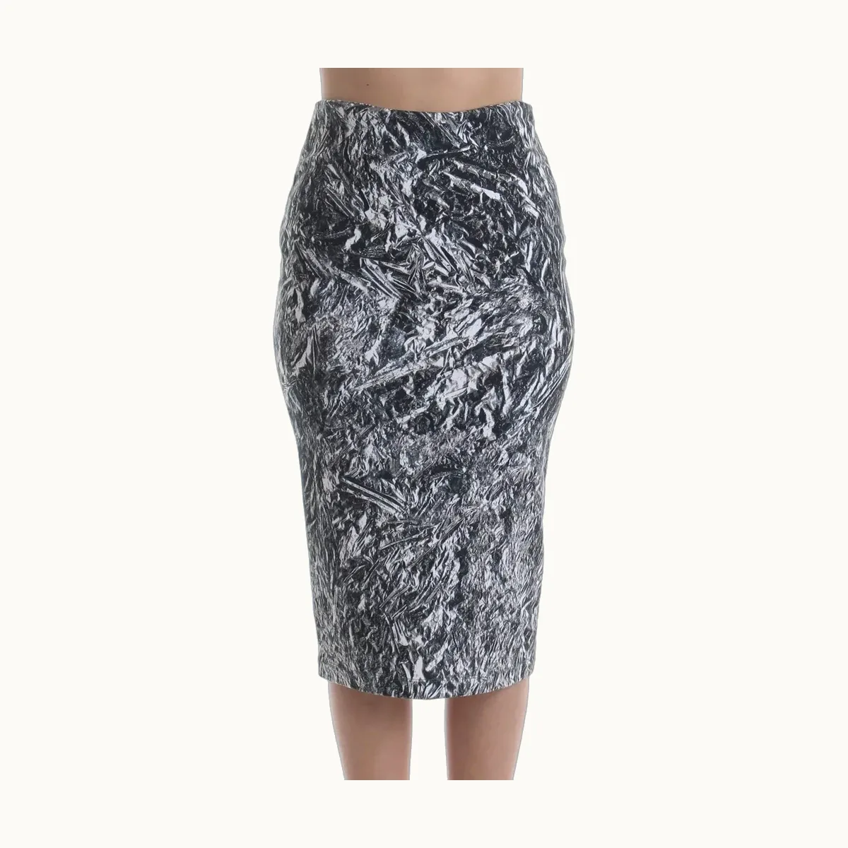 Alexander McQueen, Talla M