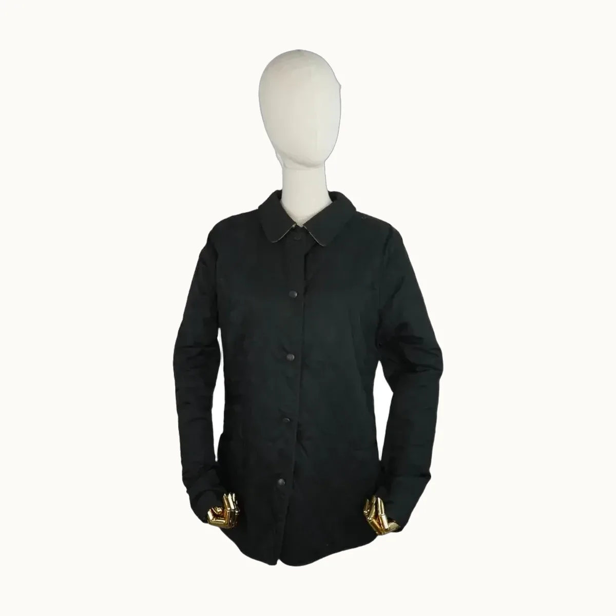 Chamarra Burberry Quilted Negra