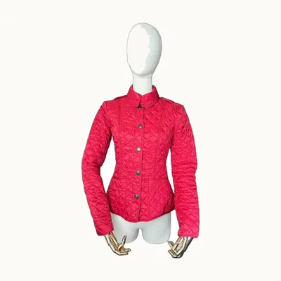Chamarra Burberry Roja