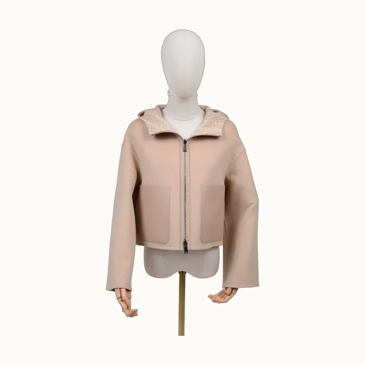 Abrigo Fendi Reversible Crop Wool Nude, Talla XS