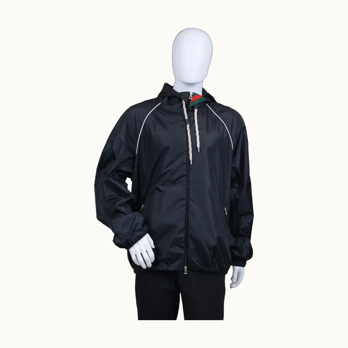 Chamarra Gucci Nylon Satin Negra, Talla XL