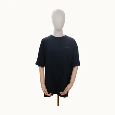 Fendi Leather Patch Negra, Talla L