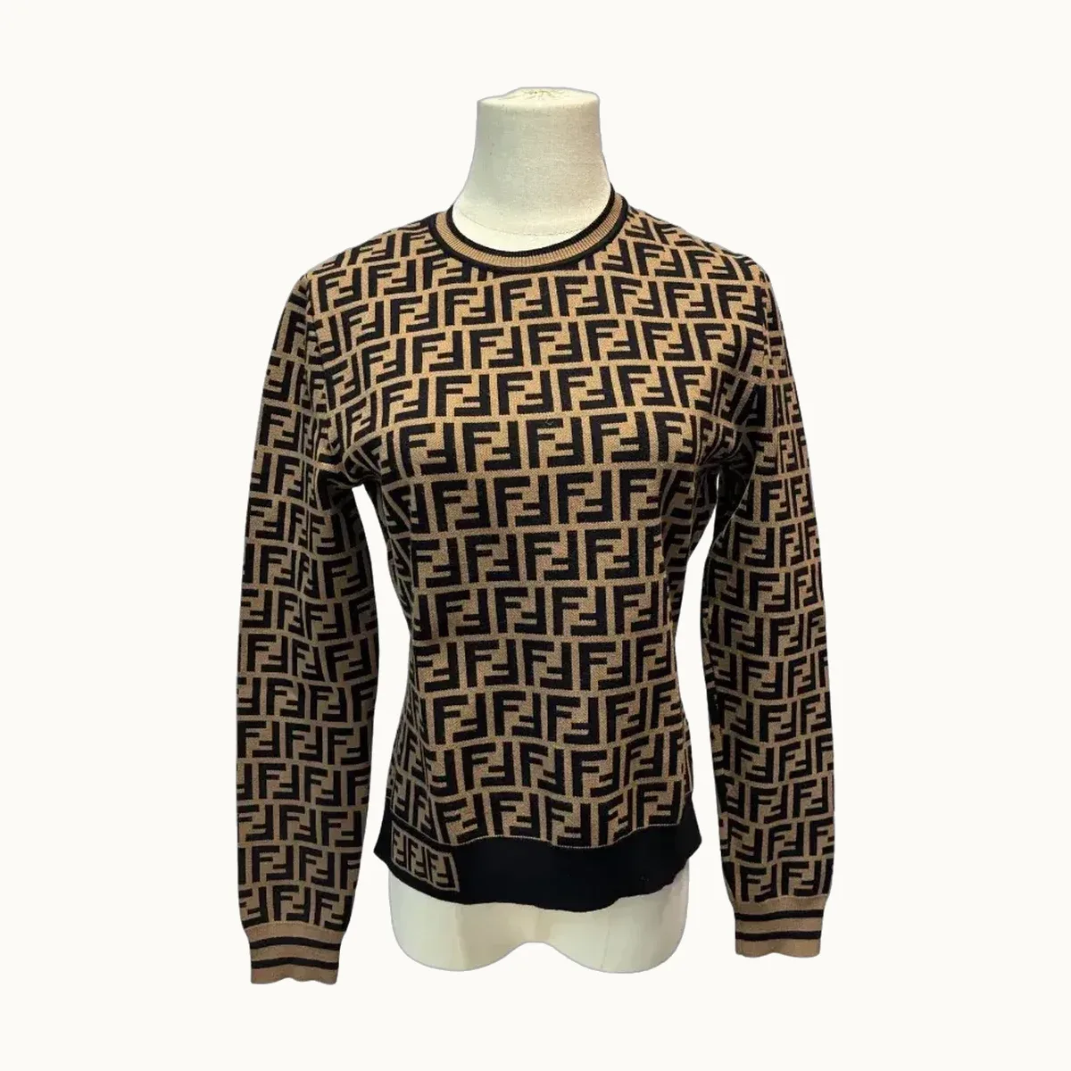 Suéter Fendi, Talla 42 IT