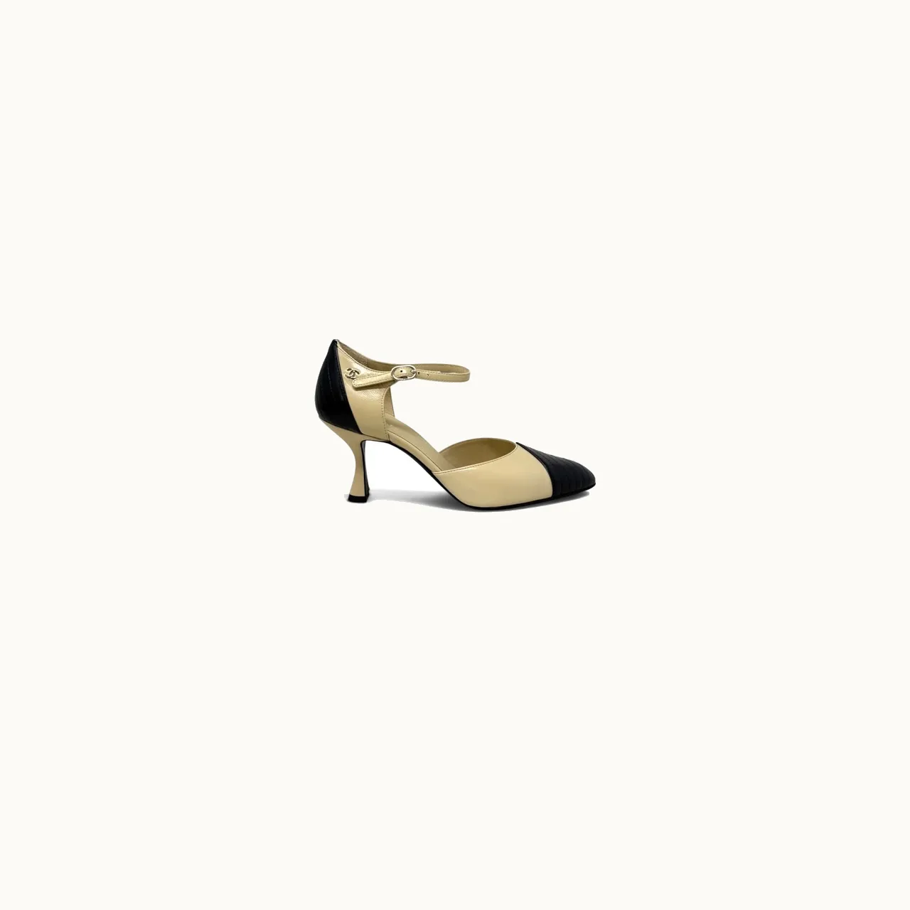 Chanel Mary Janes T37.5 Eu