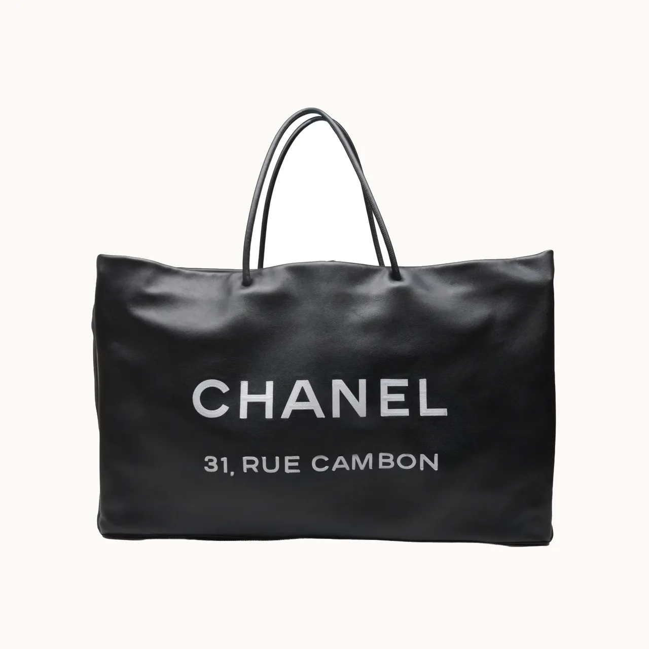 Chanel Large Essential Tote grande