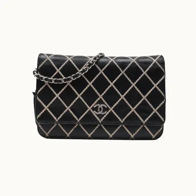 Chanel Wallet on Chain