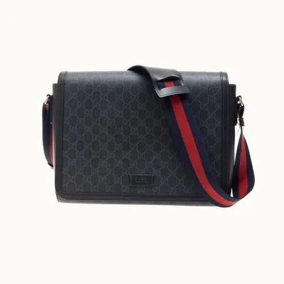 Gucci Messenger Gg