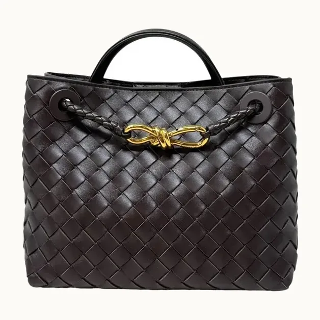 Bolsa Bottega Veneta Andiamo Small, Bueno